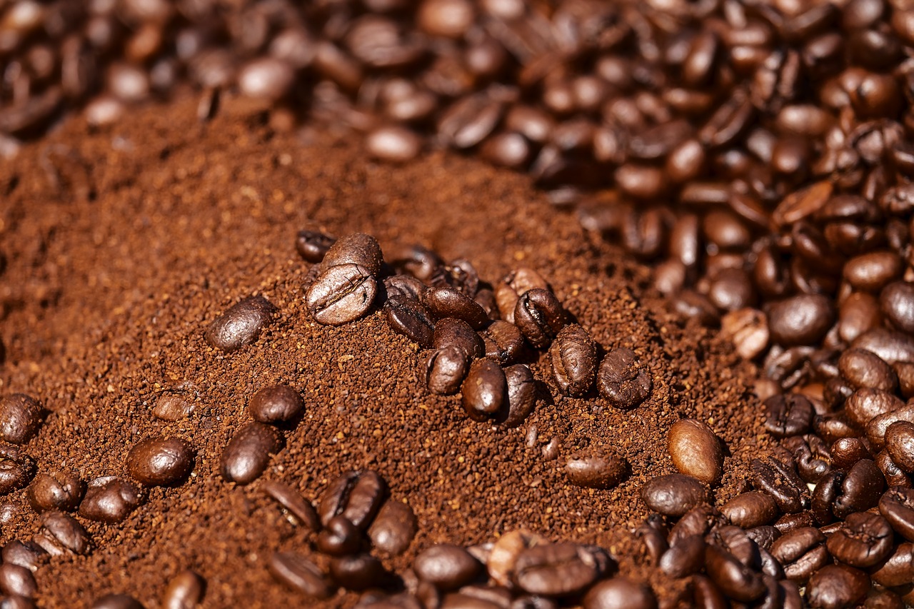 How To Make Coffee With Whole Beans Without Grinding Whole Bean