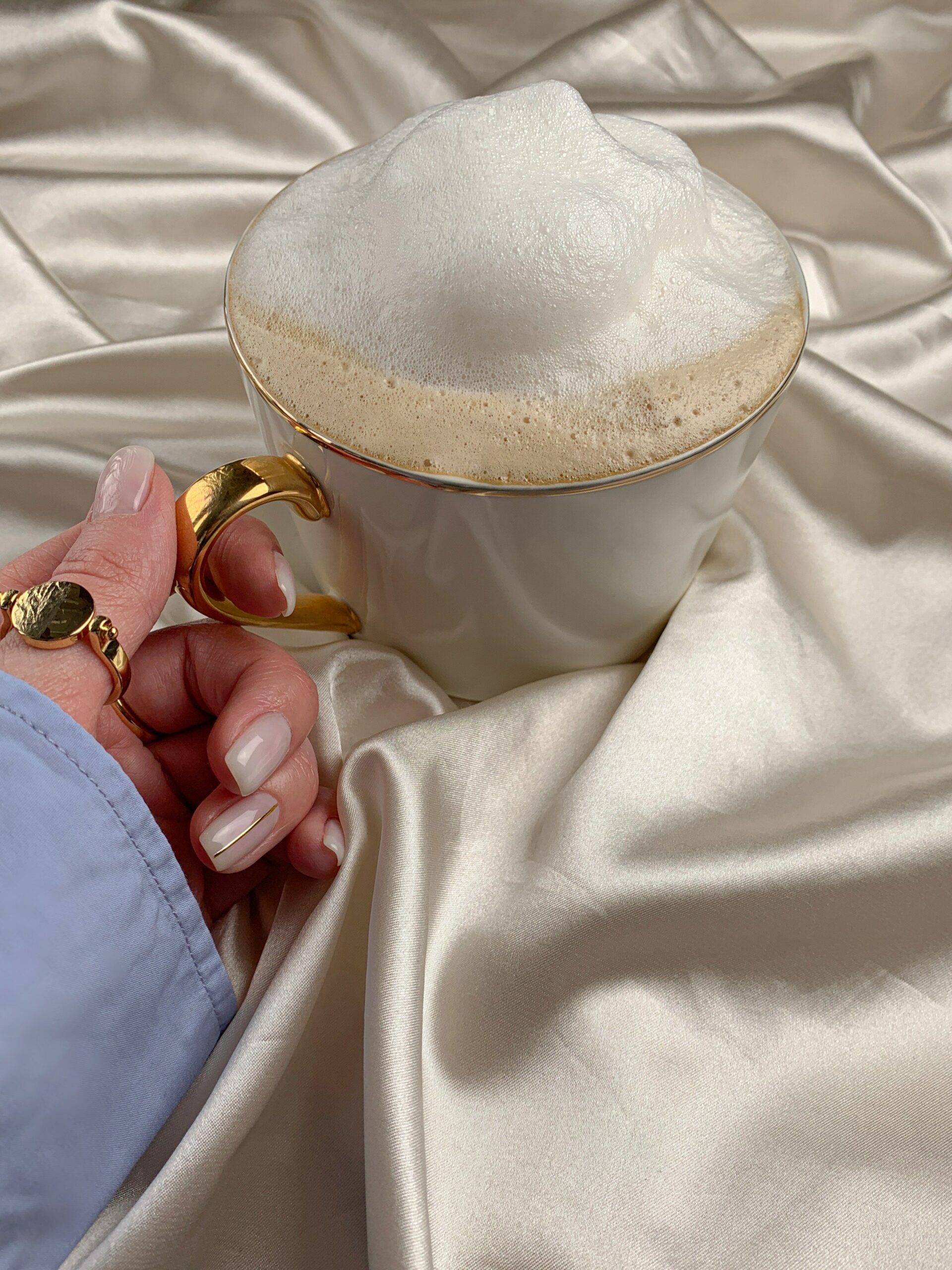 Dry Foam Vs Wet Foam Coffee Both Beverages Detailed! Latte Love Brew